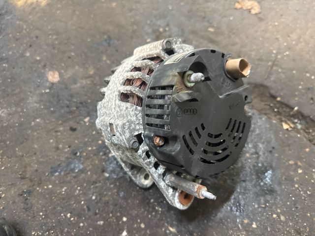 bontott VW GOLF IV Generátor