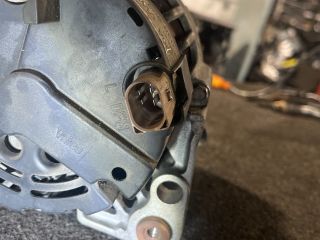 bontott VW GOLF IV Generátor