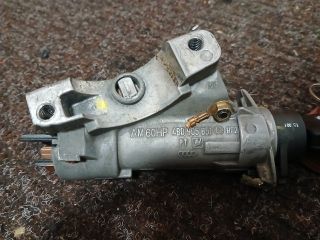bontott VW GOLF IV Gyújtáskapcsoló Házzal