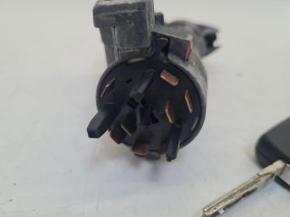 bontott VW GOLF IV Gyújtáskapcsoló Házzal