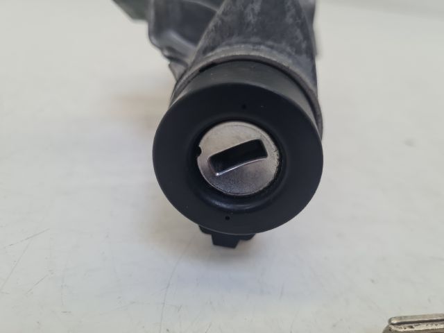 bontott VW GOLF IV Gyújtáskapcsoló Házzal