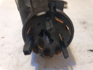 bontott VW GOLF IV Gyújtáskapcsoló Házzal