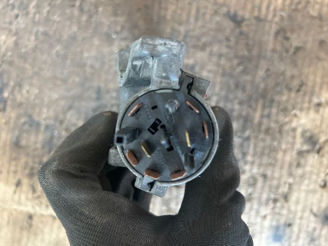 bontott VW GOLF IV Gyújtáskapcsoló