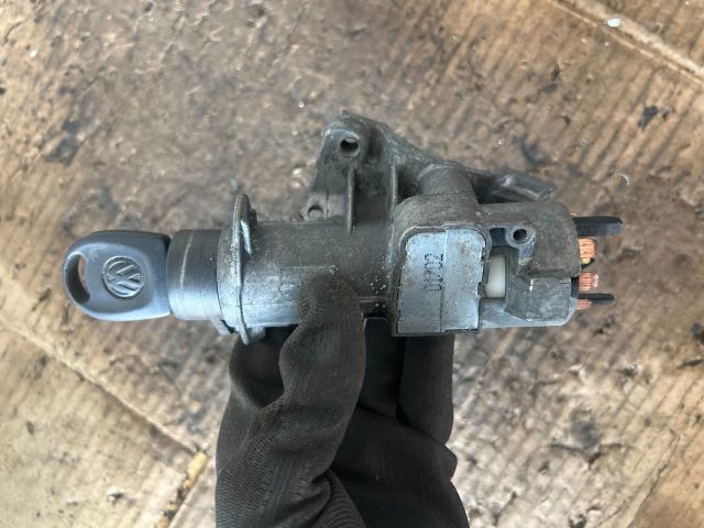 bontott VW GOLF IV Gyújtáskapcsoló