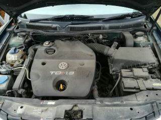 bontott VW GOLF IV Hűtőventilátor Keret