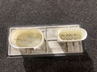 bontott VW GOLF IV Hűtőventilátor Relé