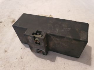 bontott VW GOLF IV Hűtőventilátor Relé