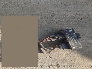 bontott VW GOLF IV Hűtőventilátor Relé