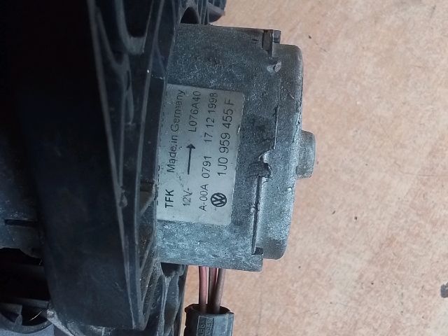 bontott VW GOLF IV Hűtőventilátor