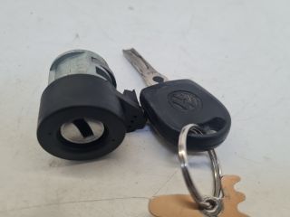 bontott VW GOLF IV Immobilizer Elektronika