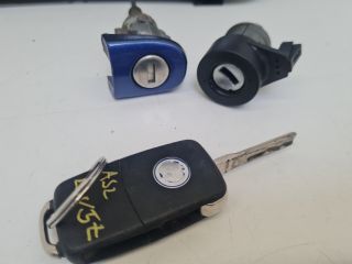 bontott VW GOLF IV Immobilizer Elektronika