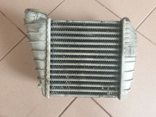 bontott VW GOLF IV Intercooler