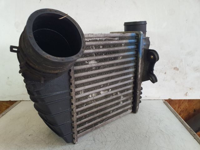 bontott VW GOLF IV Intercooler