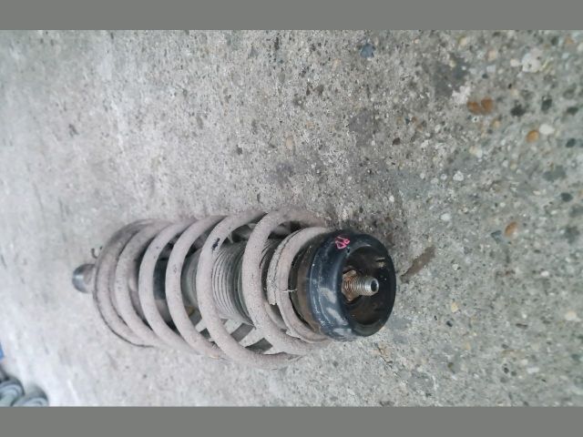 bontott VW GOLF IV Jobb első Gólyaláb (Lengécsillapító, Rugó)