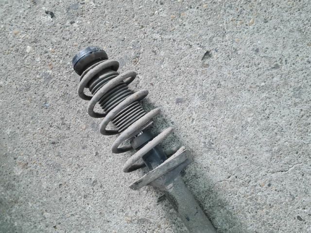 bontott VW GOLF IV Jobb első Gólyaláb (Lengécsillapító, Rugó)