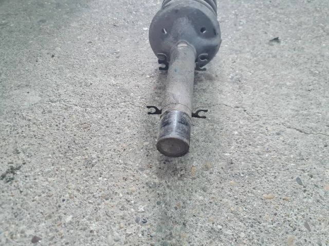 bontott VW GOLF IV Jobb első Gólyaláb (Lengécsillapító, Rugó)