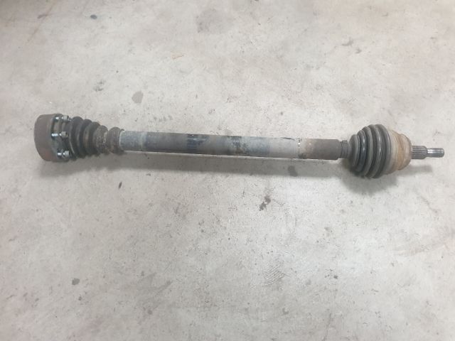 bontott VW GOLF IV Jobb Féltengely