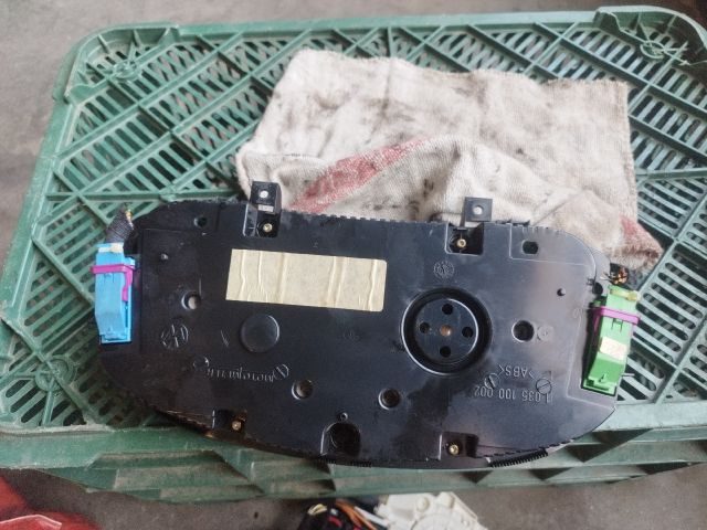 bontott VW GOLF IV Kilométeróra