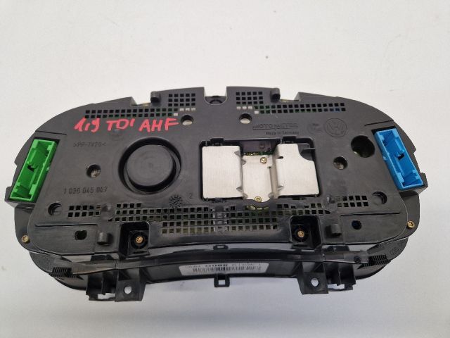 bontott VW GOLF IV Kilométeróra