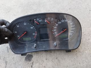 bontott VW GOLF IV Kilométeróra