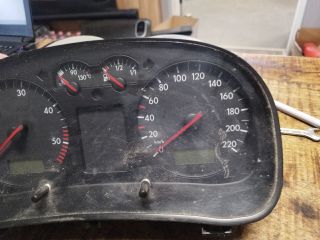 bontott VW GOLF IV Kilométeróra