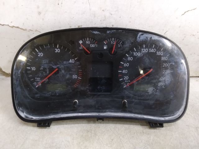 bontott VW GOLF IV Kilométeróra