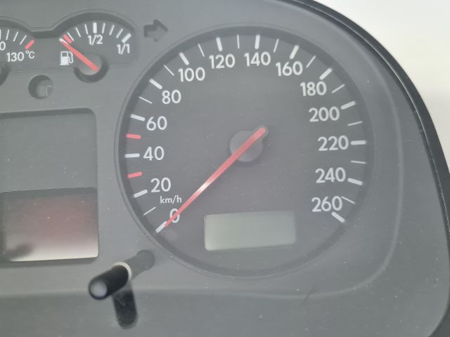 bontott VW GOLF IV Kilométeróra