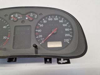 bontott VW GOLF IV Kilométeróra