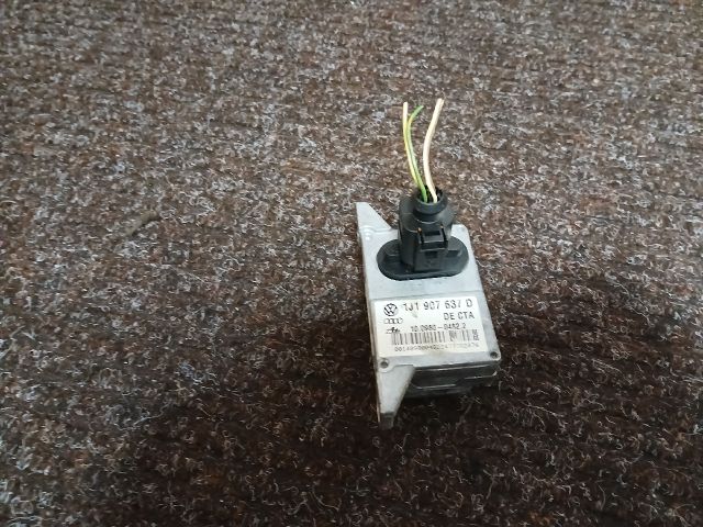 bontott VW GOLF IV Kipörgésgátló Elektronika