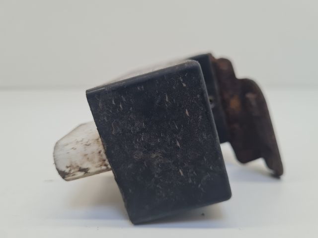 bontott VW GOLF IV Klíma Relé