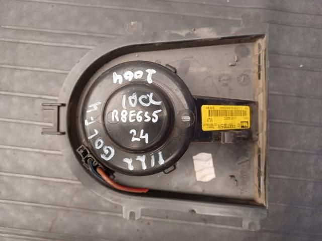 bontott VW GOLF IV Klímahűtő Ventilátor