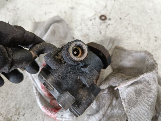 bontott VW GOLF IV Kormányszervó Motor (Hidraulikus)