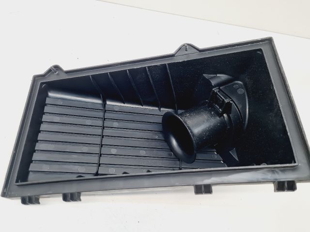 bontott VW GOLF IV Légszűrő Ház Fedél