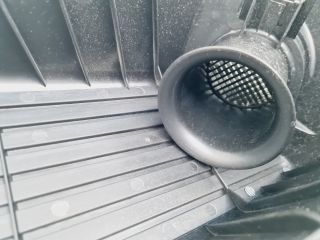 bontott VW GOLF IV Légszűrő Ház Fedél