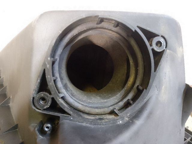 bontott VW GOLF IV Légszűrő Ház