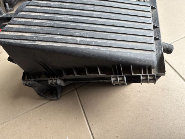 bontott VW GOLF IV Légszűrő Ház