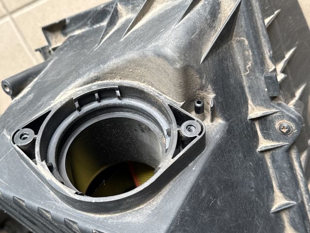 bontott VW GOLF IV Légszűrő Ház