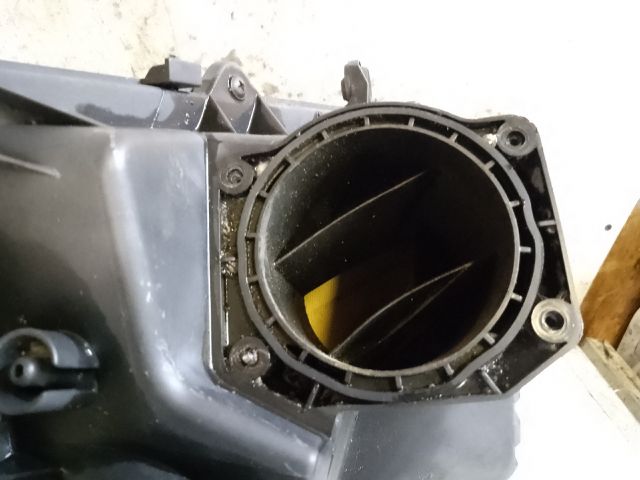 bontott VW GOLF IV Légszűrő Ház