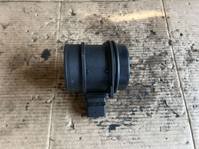 bontott VW GOLF IV Légtömegmérő