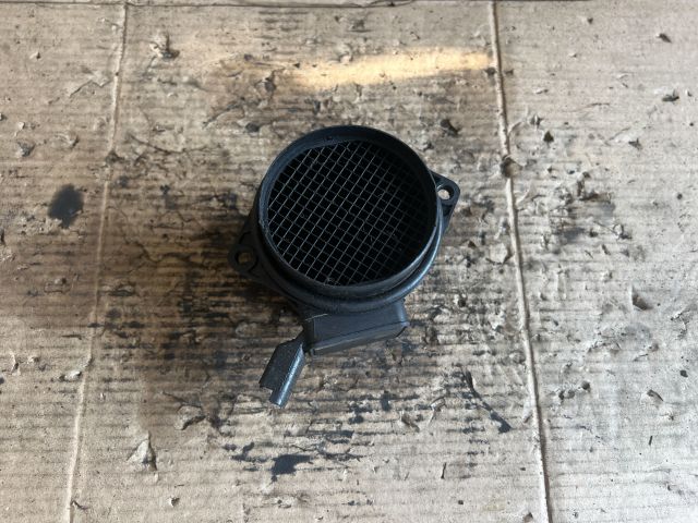 bontott VW GOLF IV Légtömegmérő