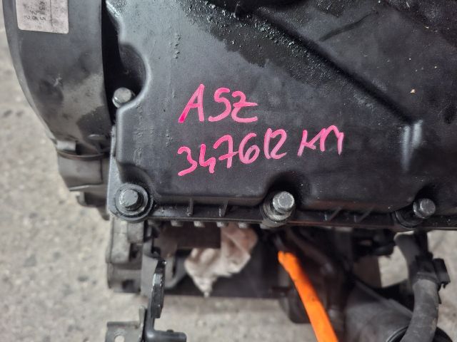 bontott VW GOLF IV Motor (Fűzött blokk hengerfejjel)