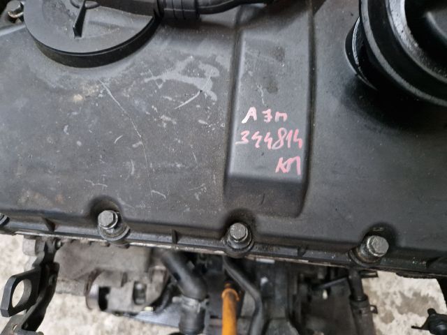 bontott VW GOLF IV Motor (Fűzött blokk hengerfejjel)