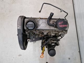 bontott VW GOLF IV Motor (Fűzött blokk hengerfejjel)