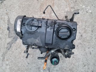 bontott VW GOLF IV Motor (Fűzött blokk hengerfejjel)