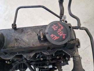 bontott VW GOLF IV Motor (Fűzött blokk hengerfejjel)