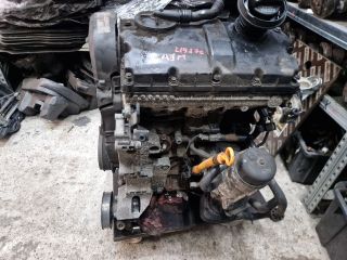 bontott VW GOLF IV Motor (Fűzött blokk hengerfejjel)