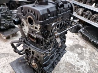 bontott VW GOLF IV Motor (Fűzött blokk hengerfejjel)