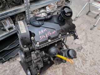 bontott VW GOLF IV Motor (Fűzött blokk hengerfejjel)