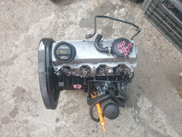 bontott VW GOLF IV Motor (Fűzött blokk hengerfejjel)