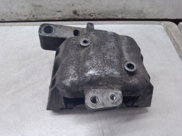 bontott VW GOLF IV Motor Tartó Bak (Fém)